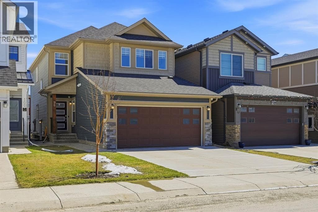 7 bed 5 bath single family at 96 Homestead Grove NE — $848,000