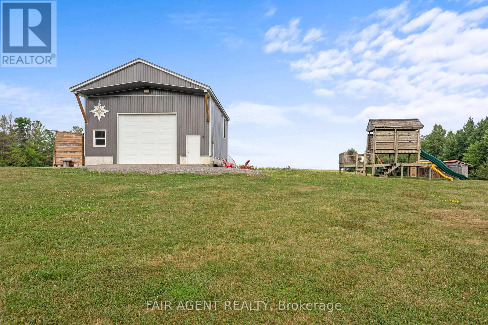 4484 AUSABLE DRIVE photo 3