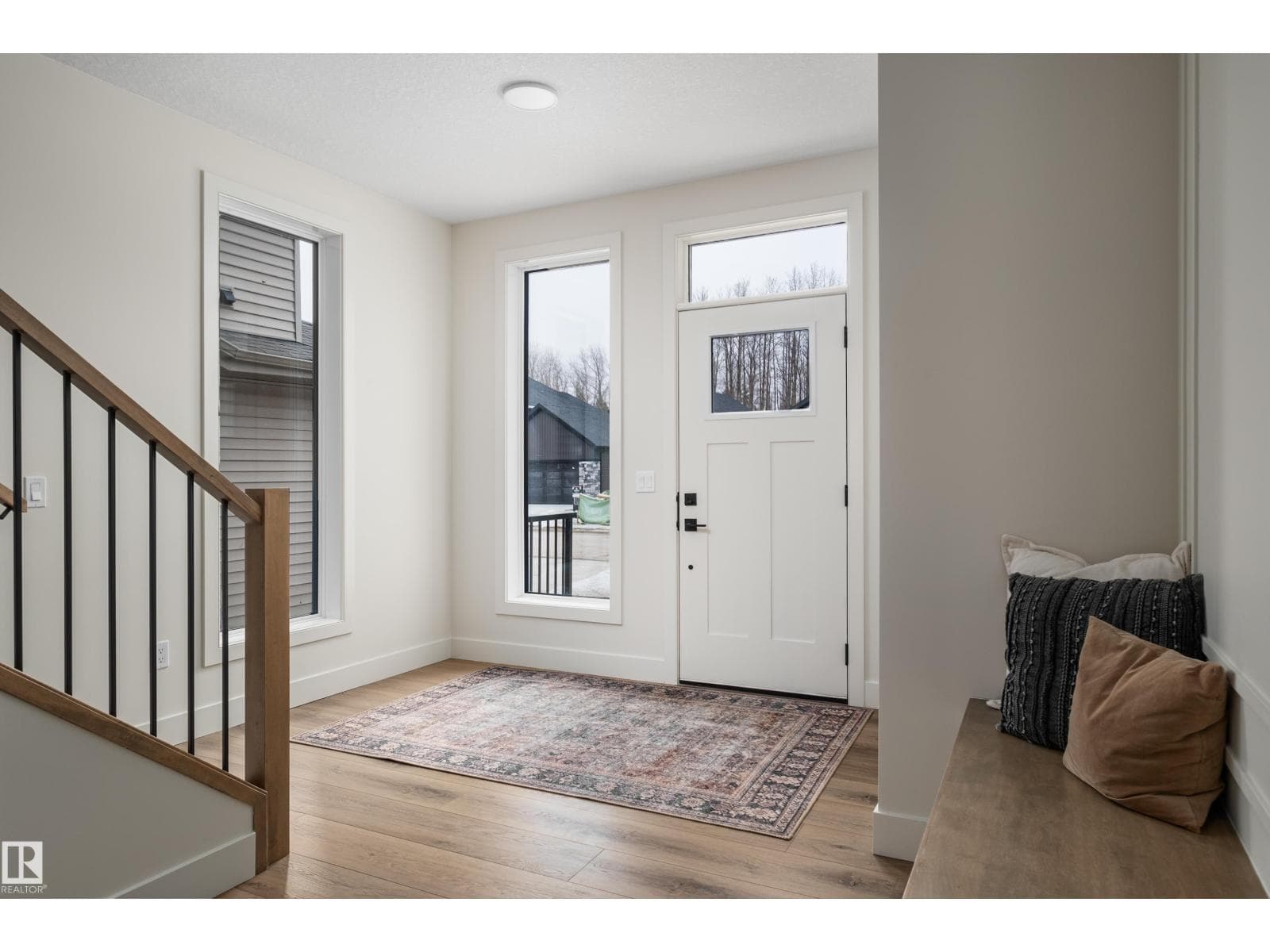 24 SYDWYCK CI — photo 2