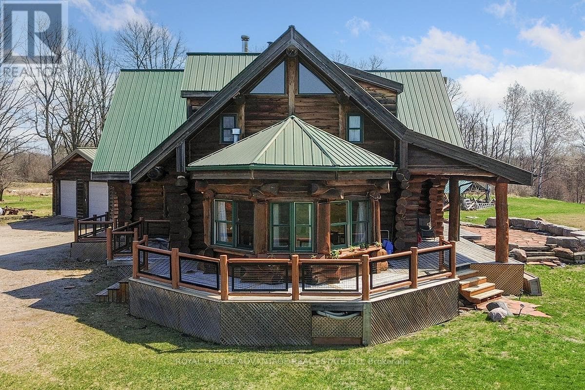 340 HODDINOTT LANE photo 2