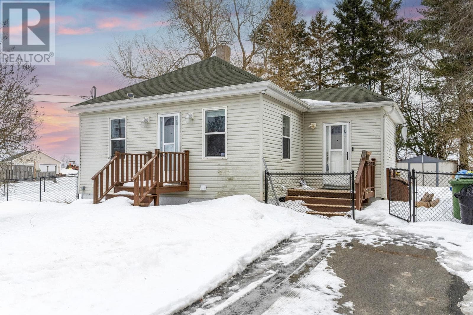 2 bed 1 bath single family at 1034 Highway 277 — $282,000