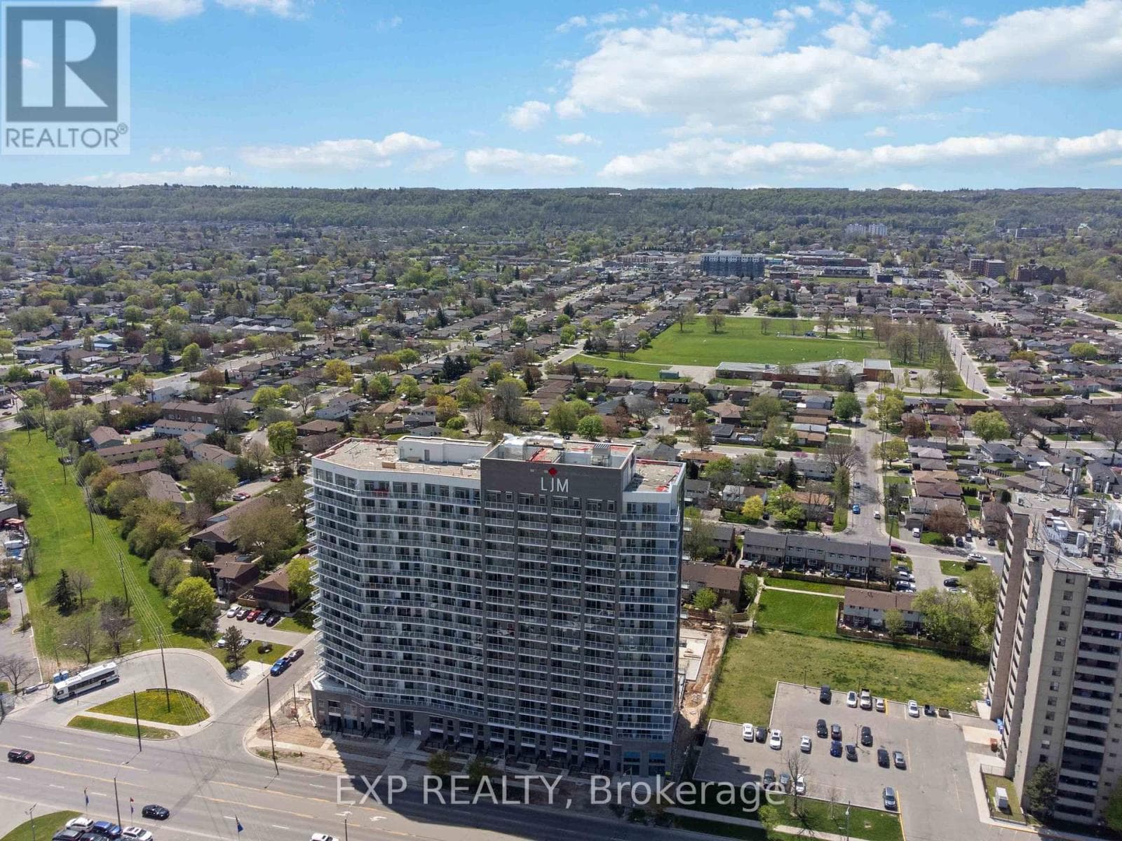 1 bed 1 bath single family at 1619 - 2782 BARTON STREET E — $280,000