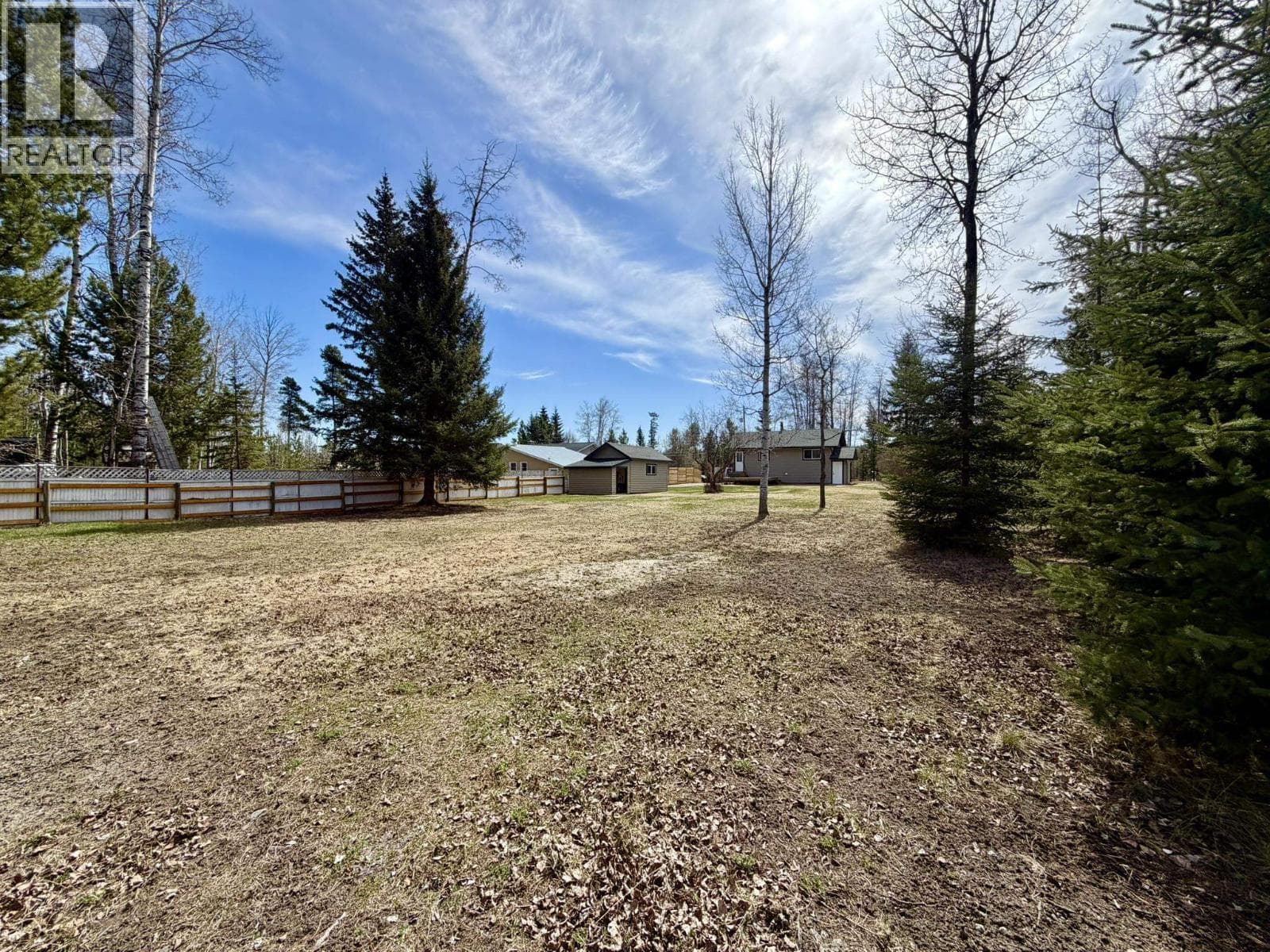 5901 HORSE LAKE ROAD photo 5