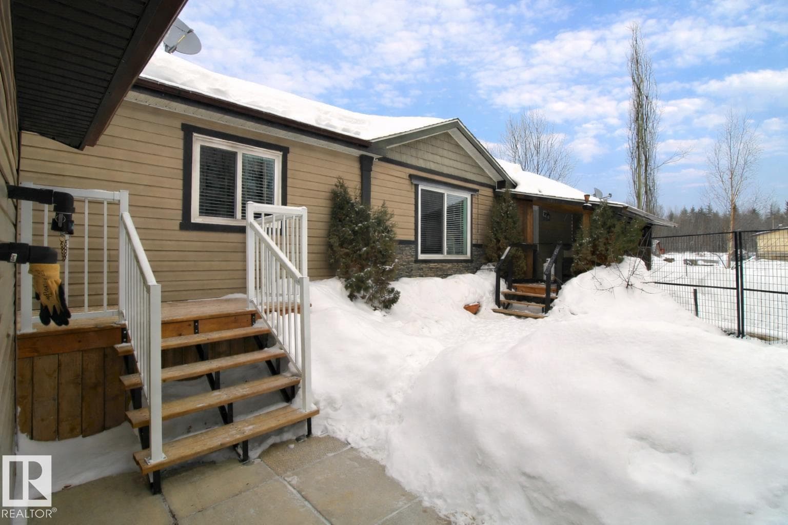 3 bed 2 bath single family at 2971 TOWNSITE CR — $239,900