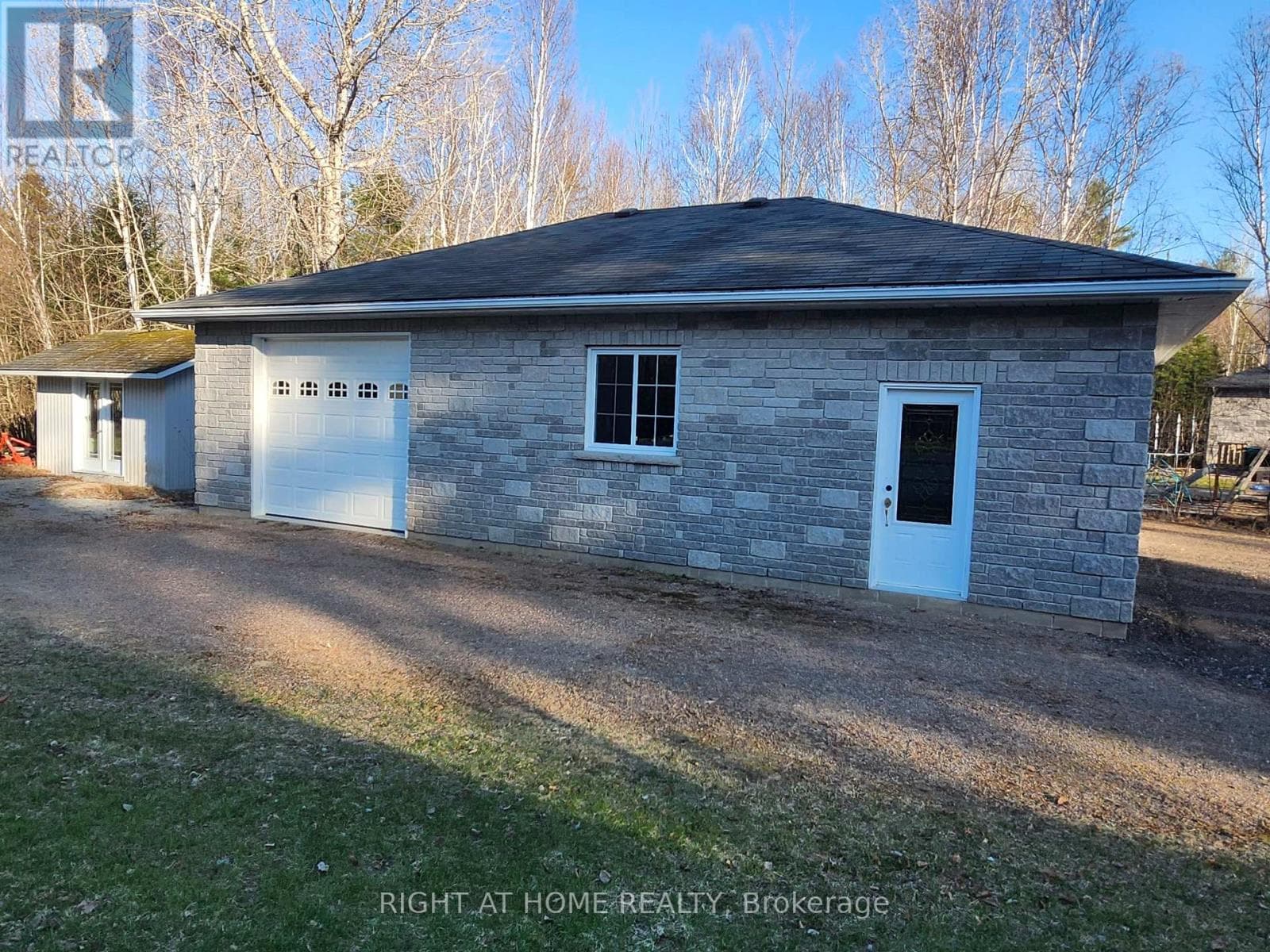 80 RAHNS ROAD photo 4