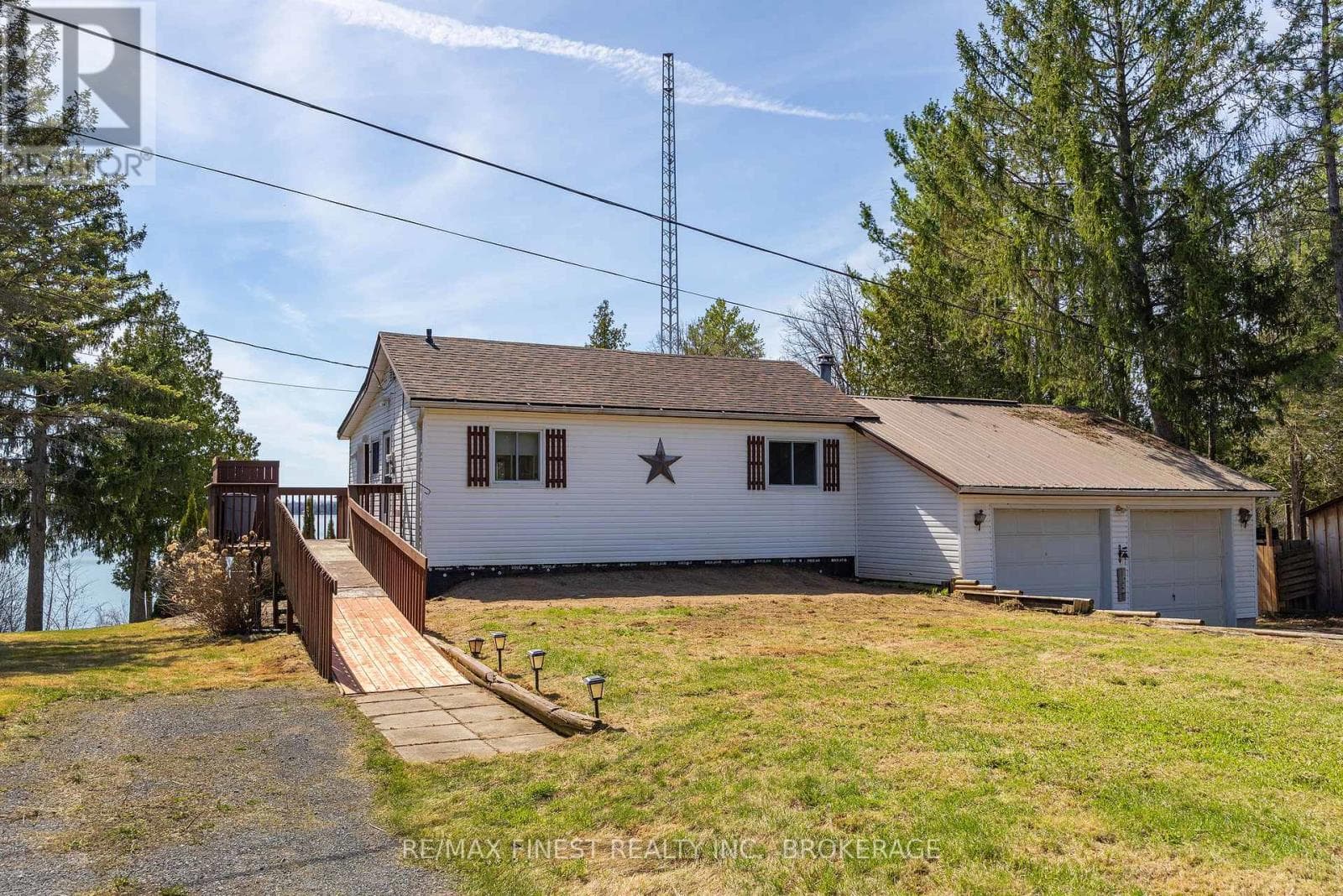 520 PARK ROAD photo 2