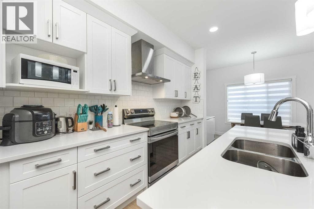 308 Sora Terrace SE — photo 4
