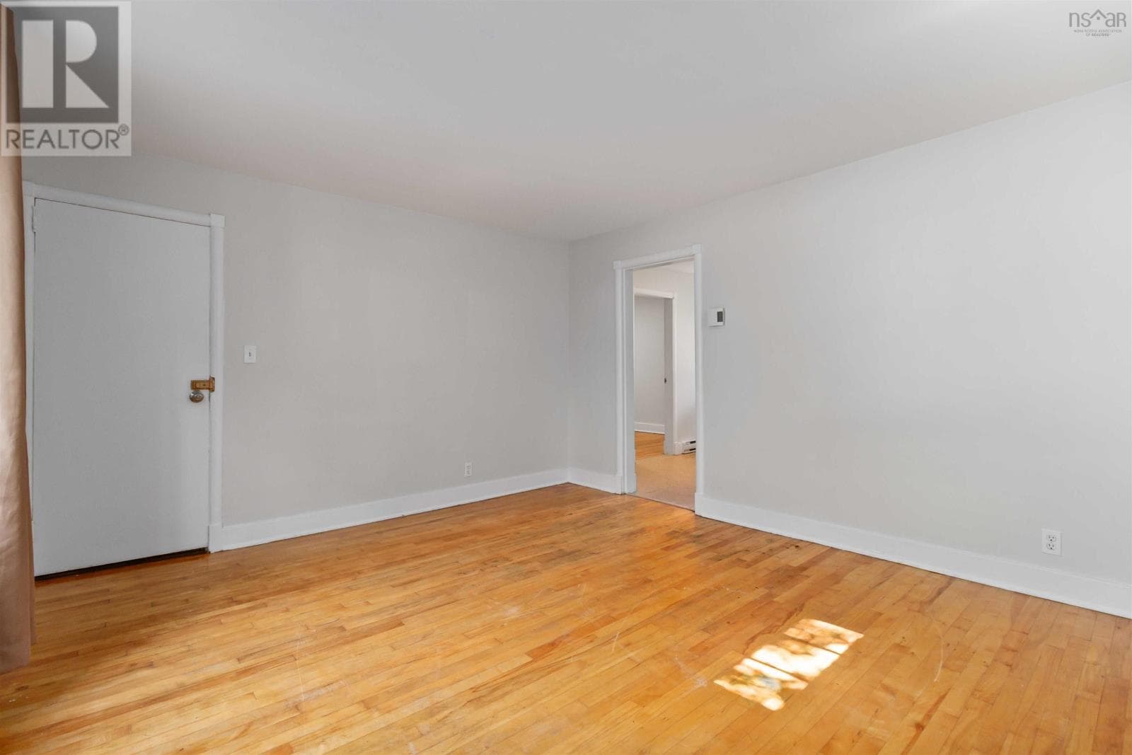 358-360 St Margarets Bay Road photo 5