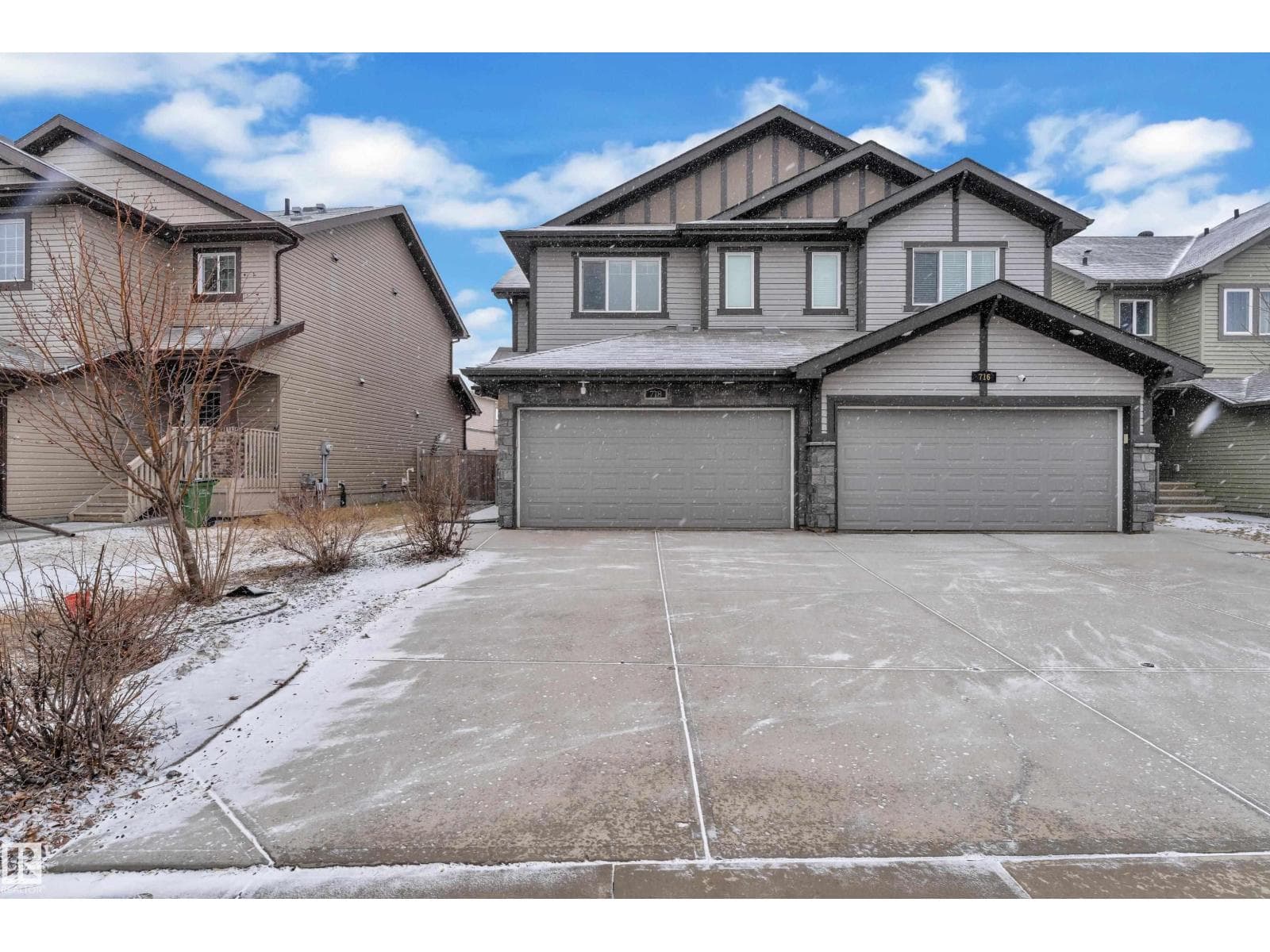 718 177 ST SW photo 4