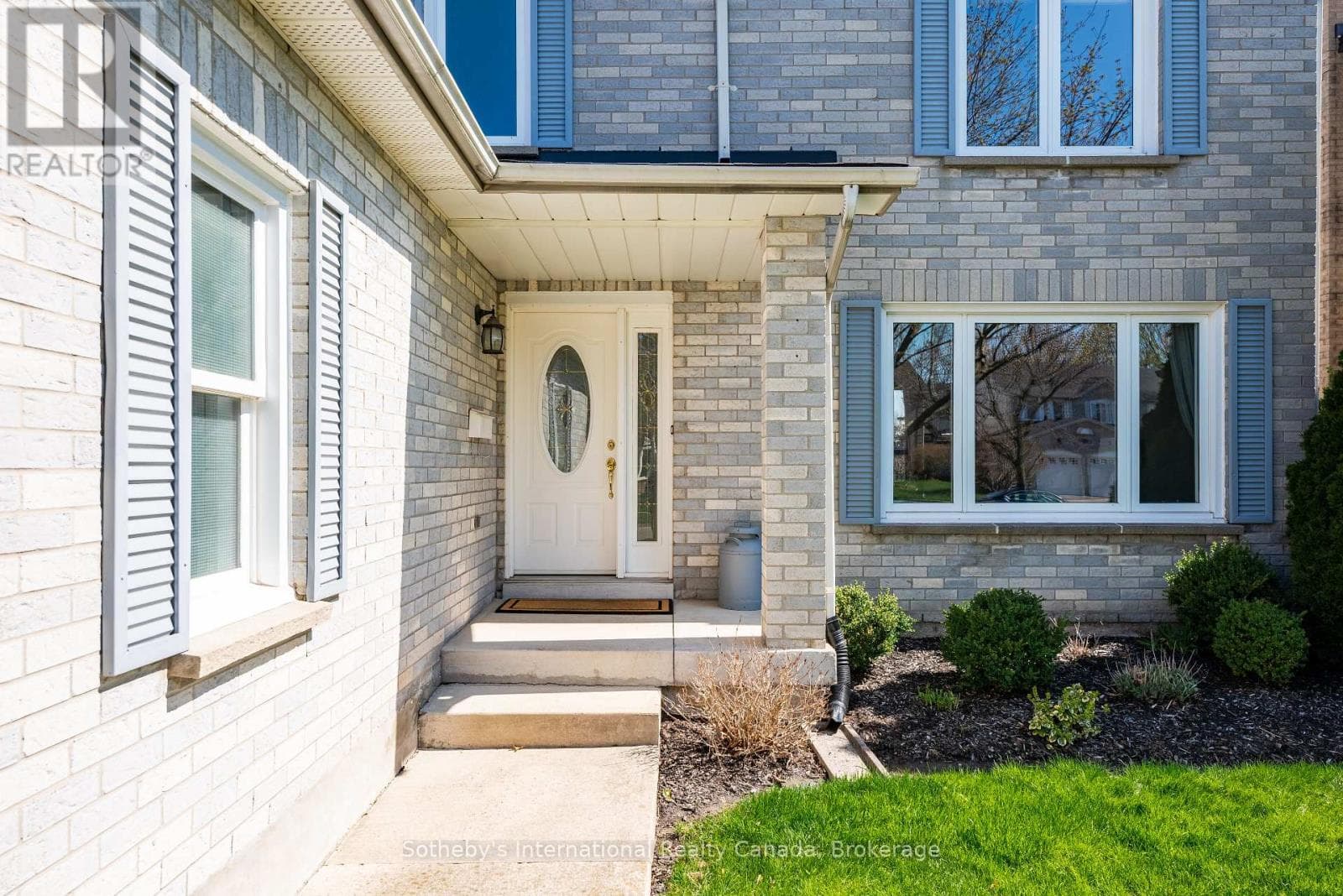 2185 VISTA DRIVE photo 4
