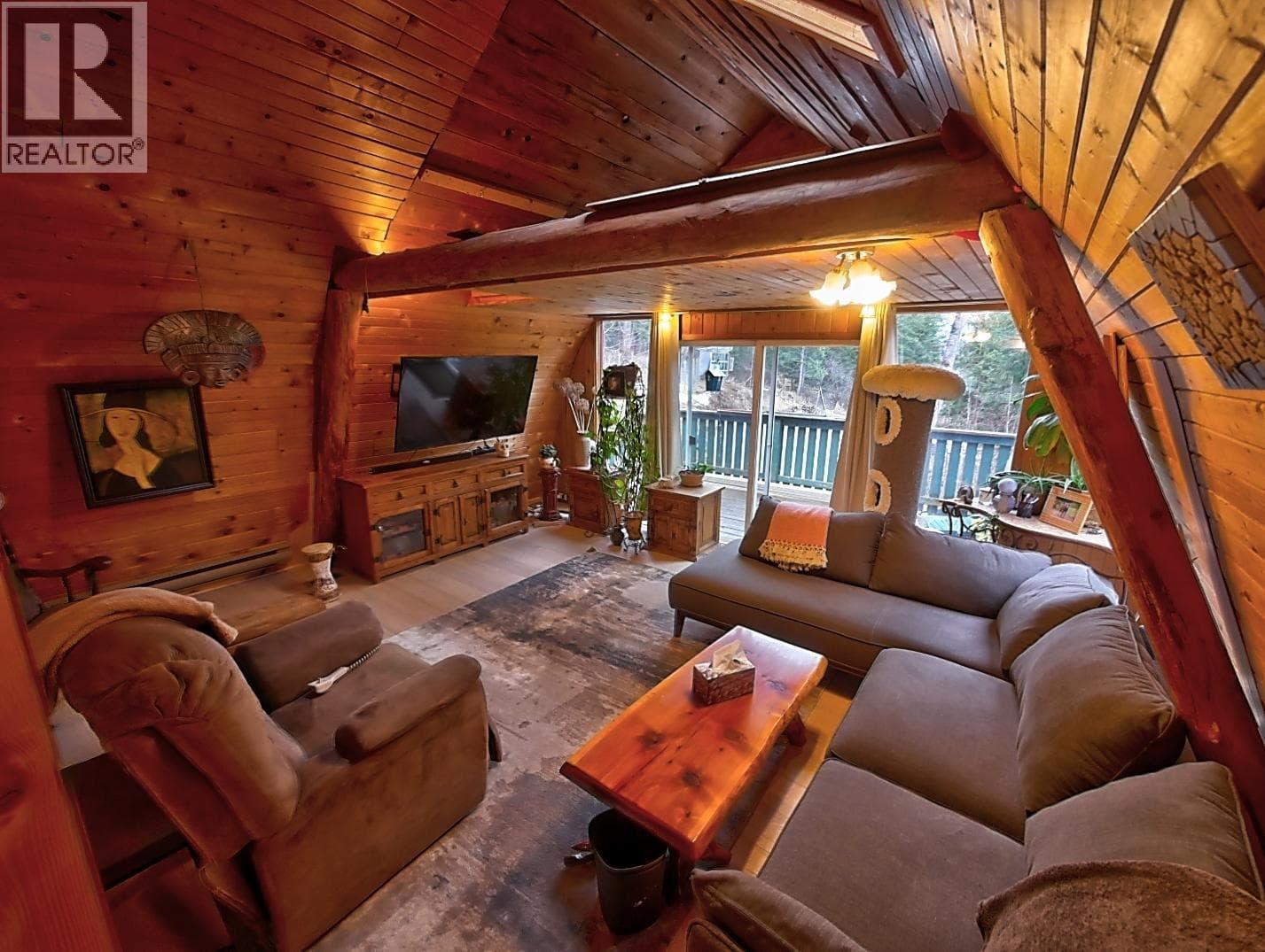 1608 ZWICKY Road photo 3