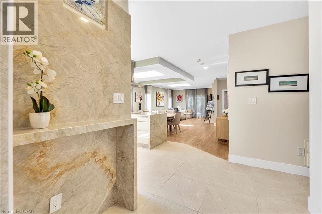 600 HENDERSON Drive photo 4