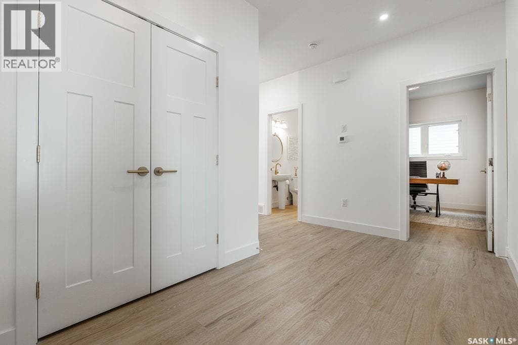 307 Sharma CRESCENT — photo 4