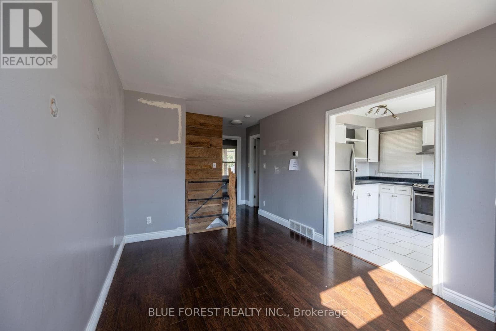 751 CURRY STREET photo 2