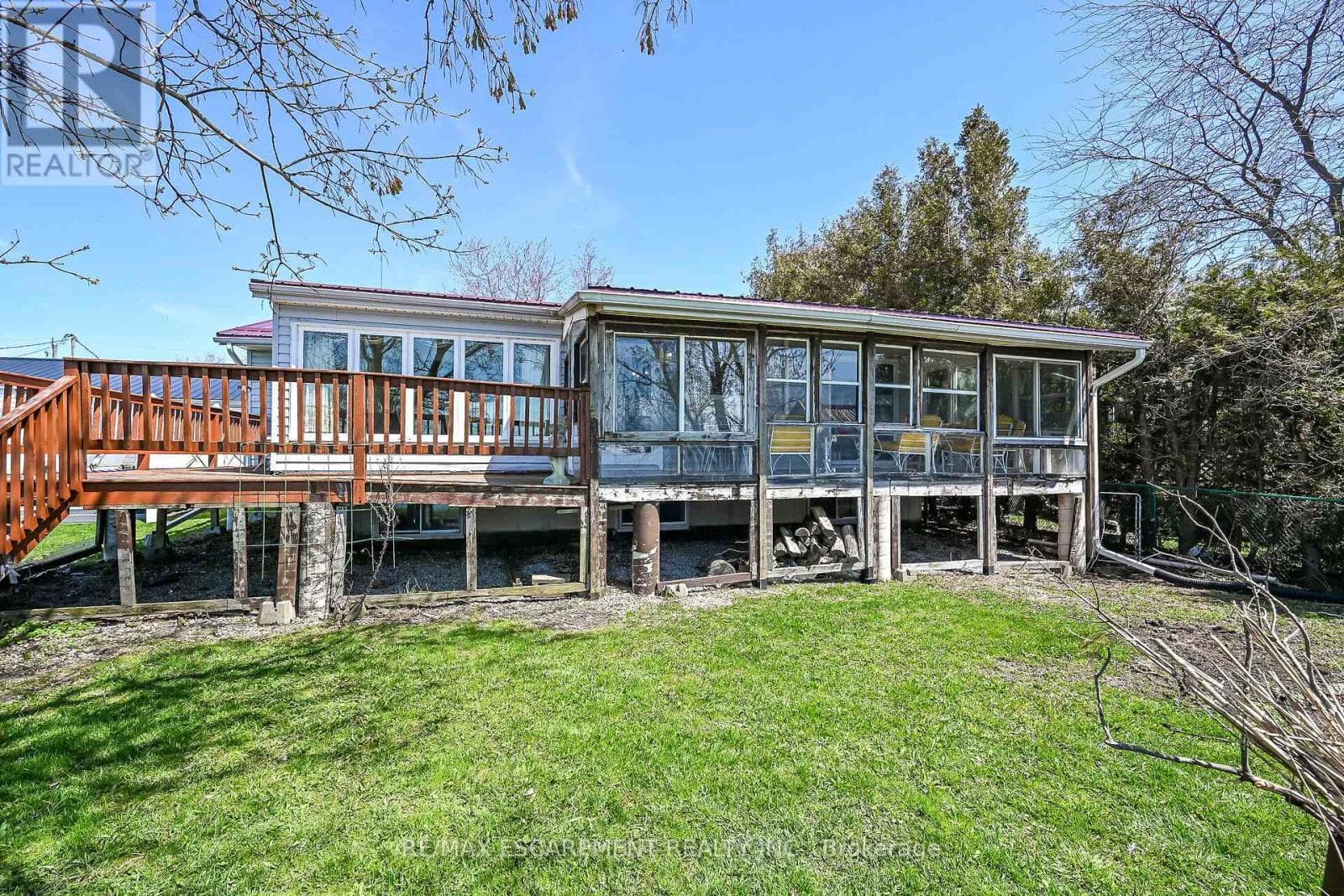 406 SOUTH COAST DRIVE photo 3