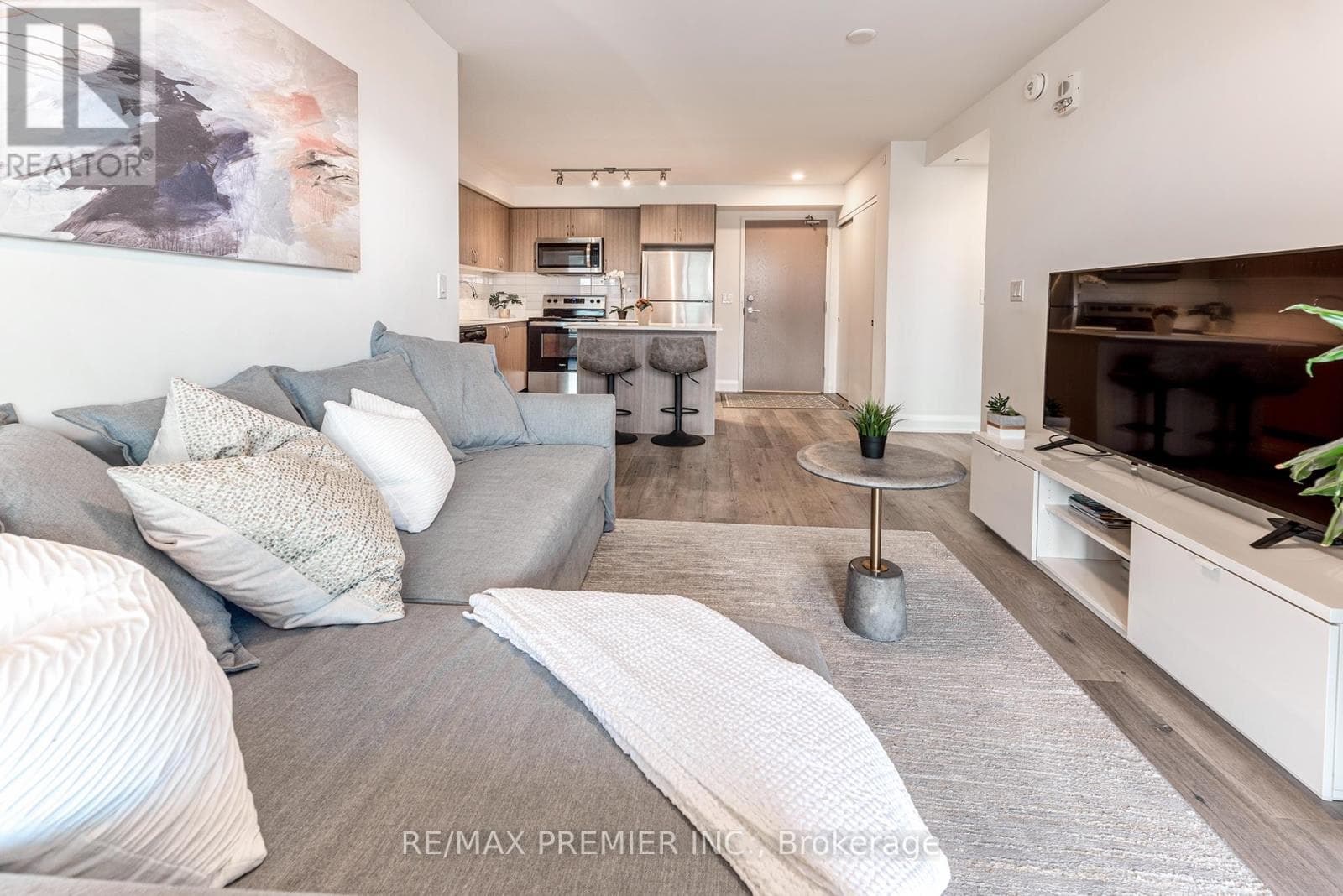 2 bed 2 bath single family at 908 - 58 LAKESIDE TERRACE — $469,000