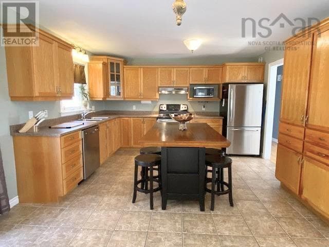 80 Rivendale Drive photo 2