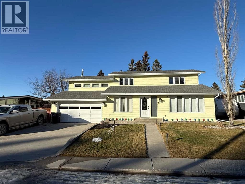 3 bed 3 bath single family at 104 Mistaya Road — $529,500