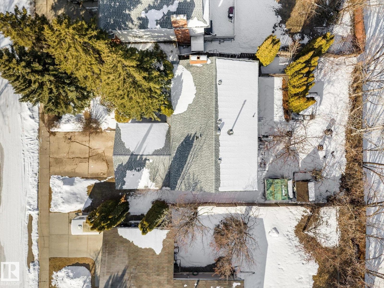11520 33A AV NW — photo 4