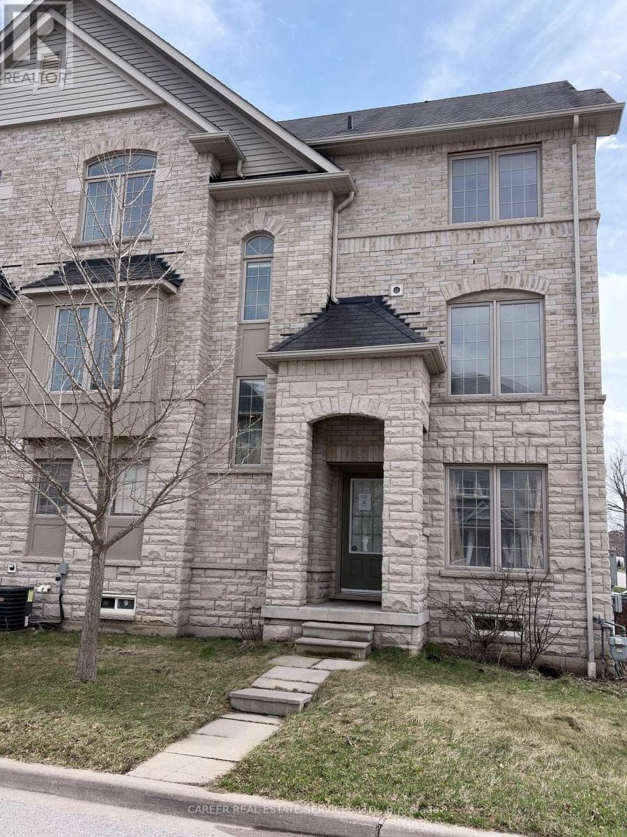 45 BLUNDEN ROAD photo 2