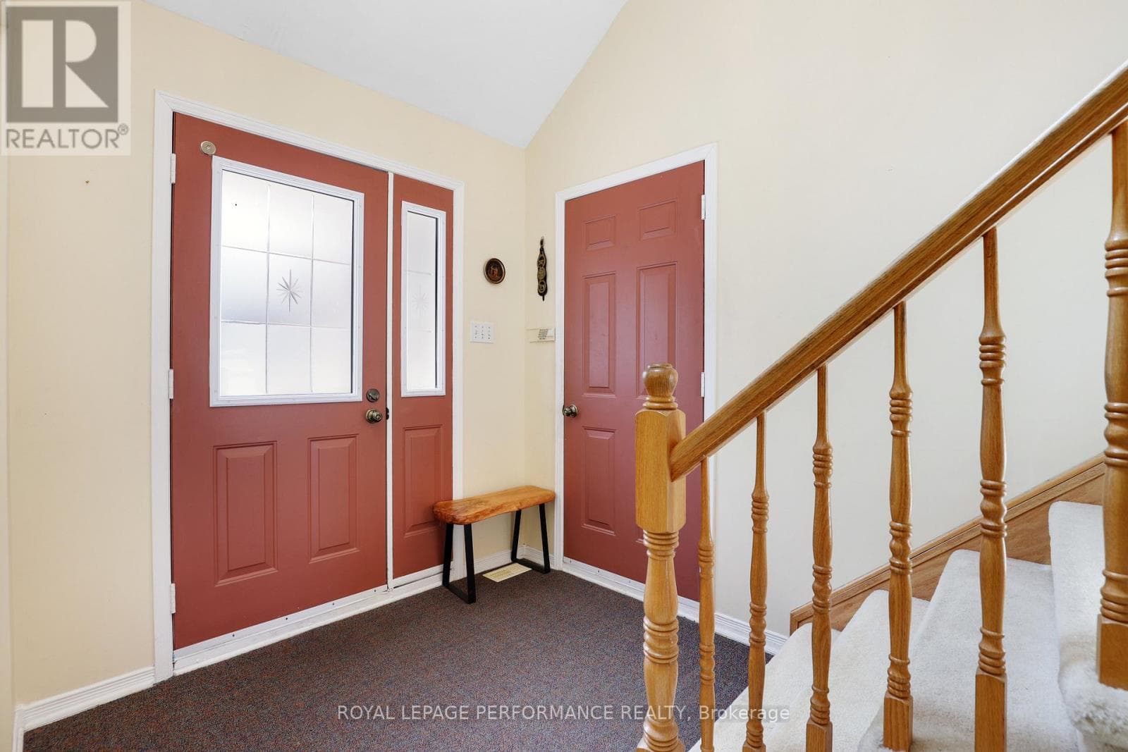 108 FELTON CRESCENT photo 4