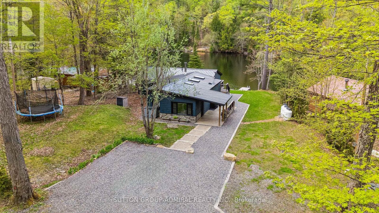 1023 KIRKPATRICK LANE photo 2