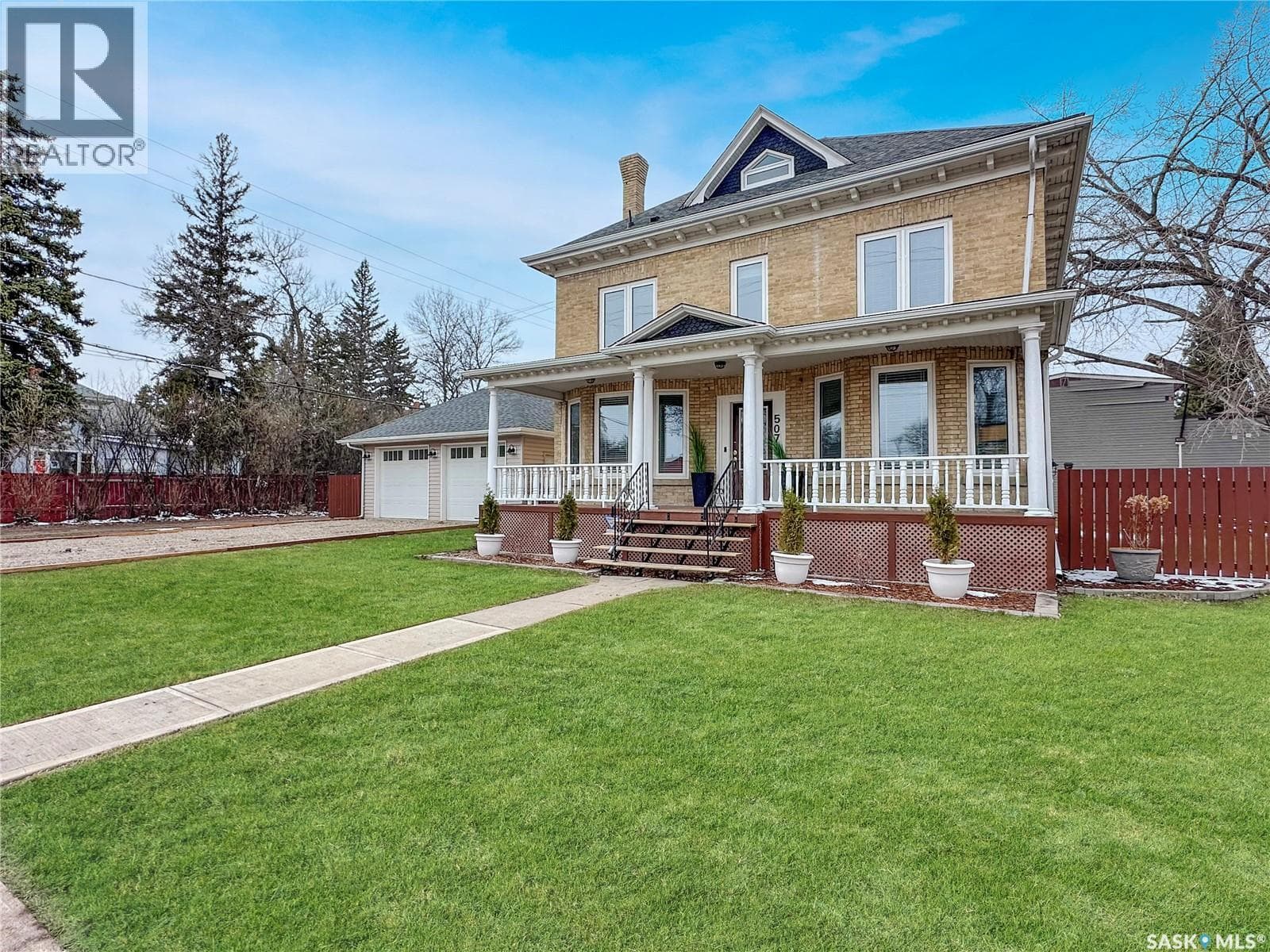 4 bed 4 bath single family at 507 Woodward AVENUE — $449,900