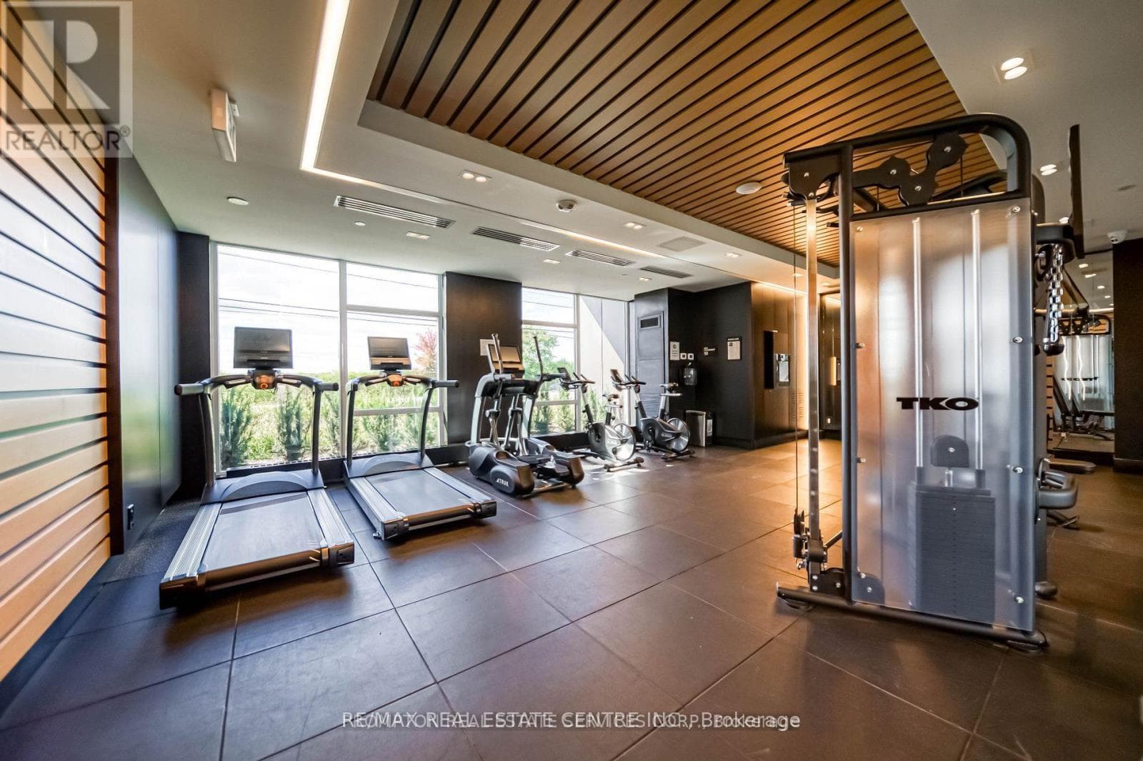 #102 - 345 WHEAT BOOM DRIVE photo 4