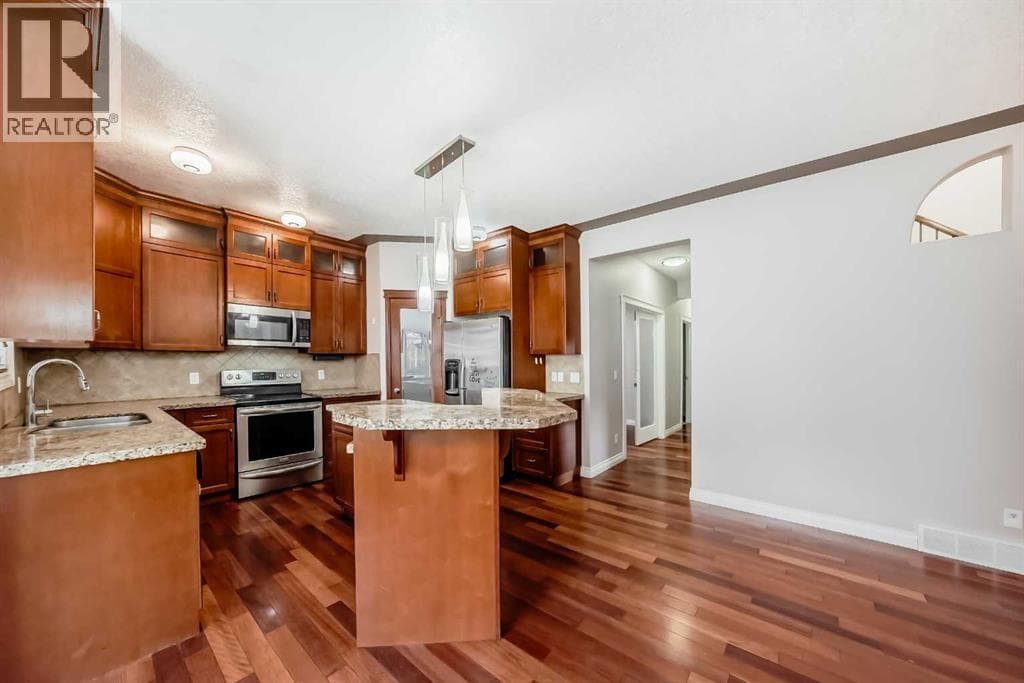 87 Sherwood Circle NW — photo 4
