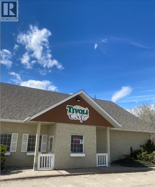 1916 10 Avenue photo 2
