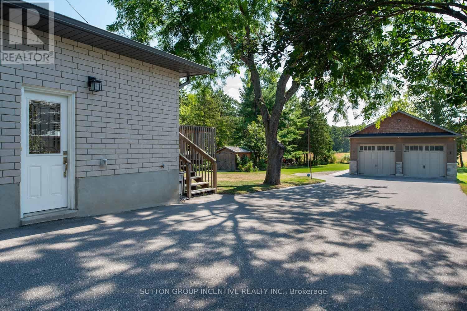1193 SUNNIDALE ROAD photo 5