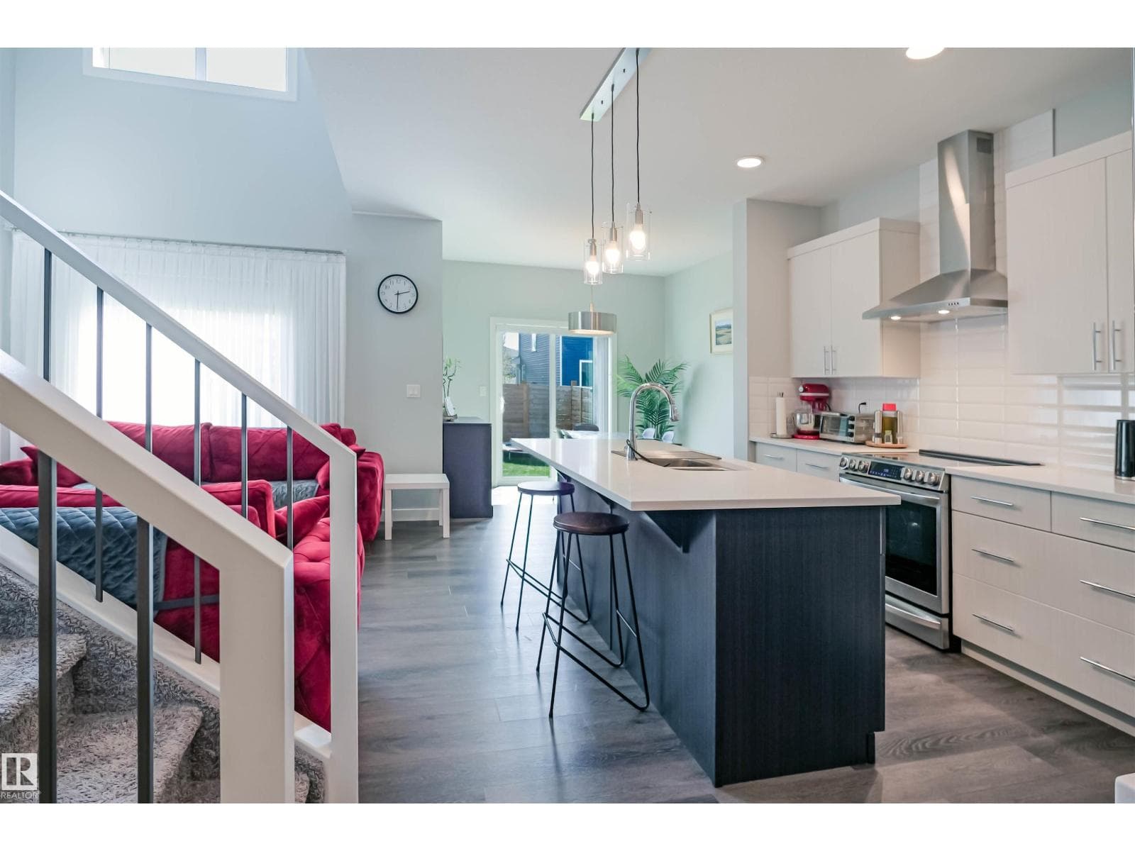111 KINGSBURY CI photo 5