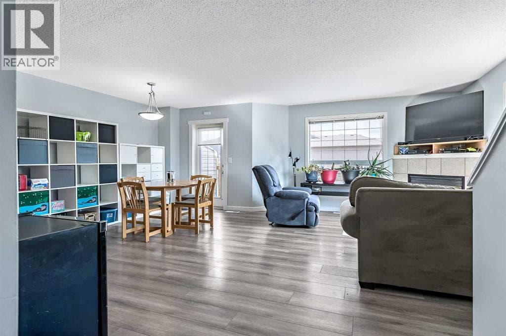 27, 156 Canoe Drive SW photo 5