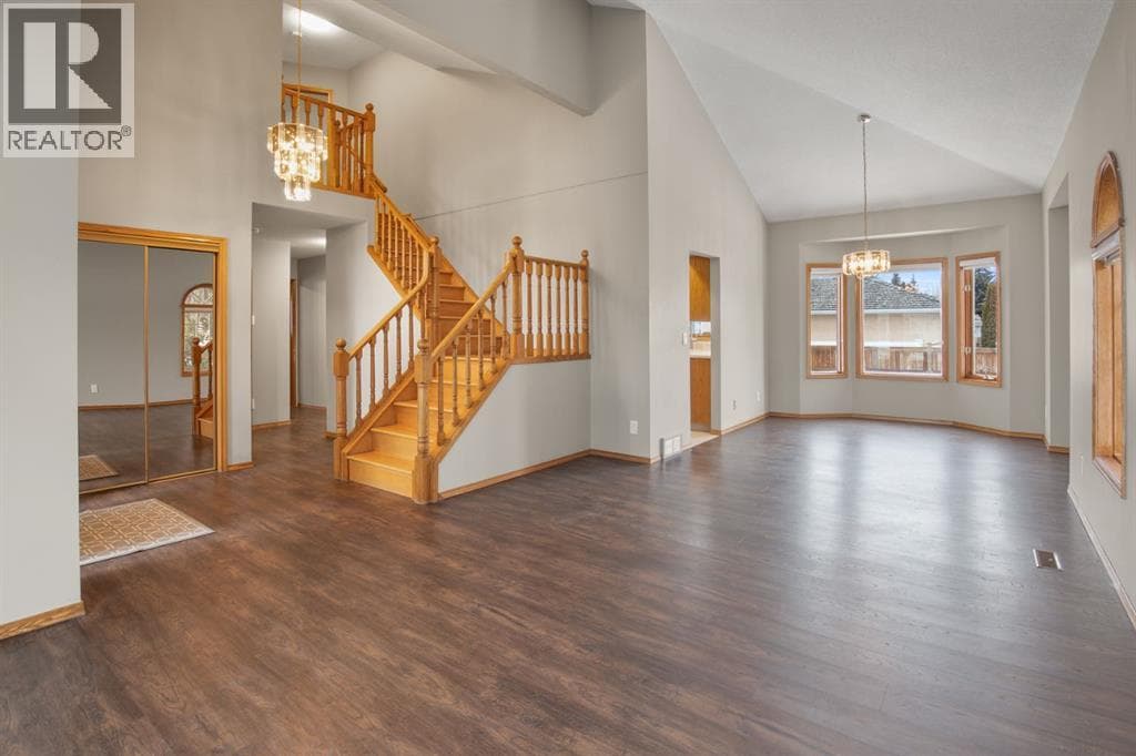 87 Denison Crescent photo 5
