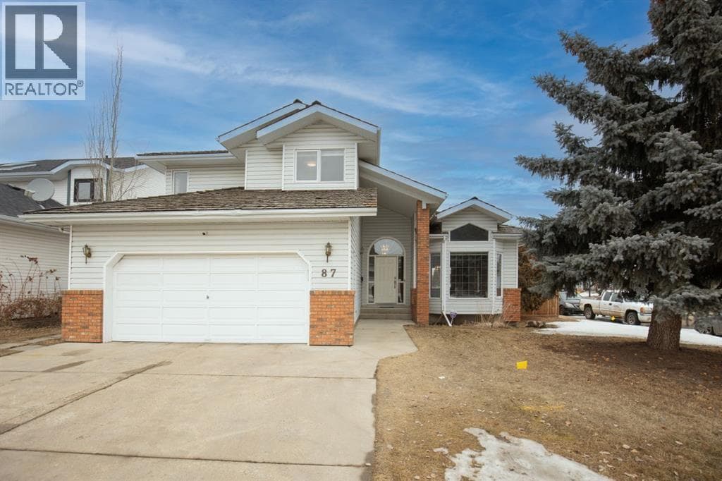 4 bed 3 bath single family at 87 Denison Crescent — $512,000