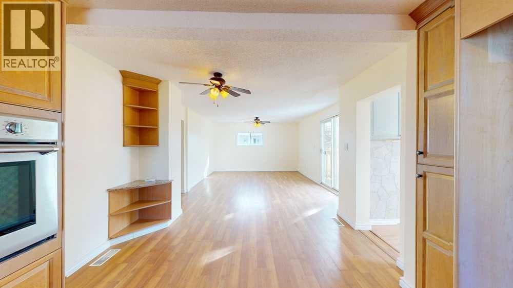 5 1 Avenue E photo 5
