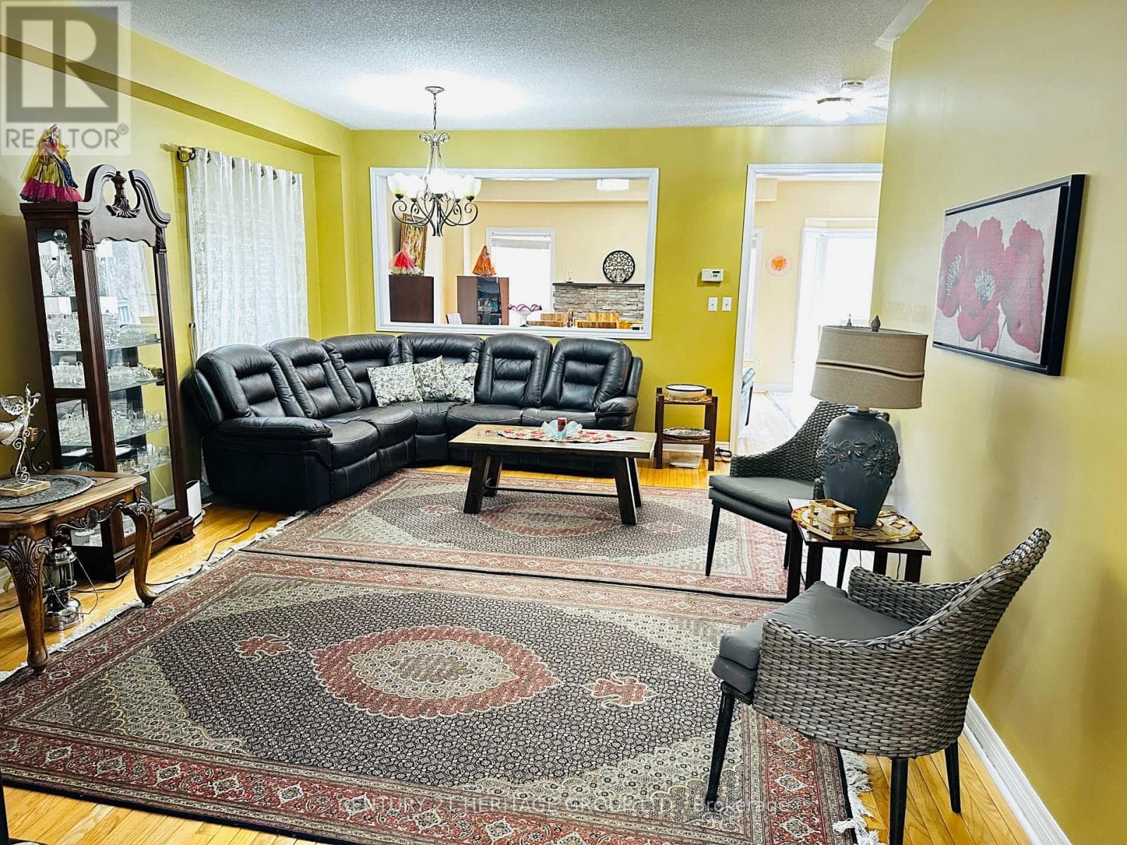 97 MAROON DRIVE photo 5