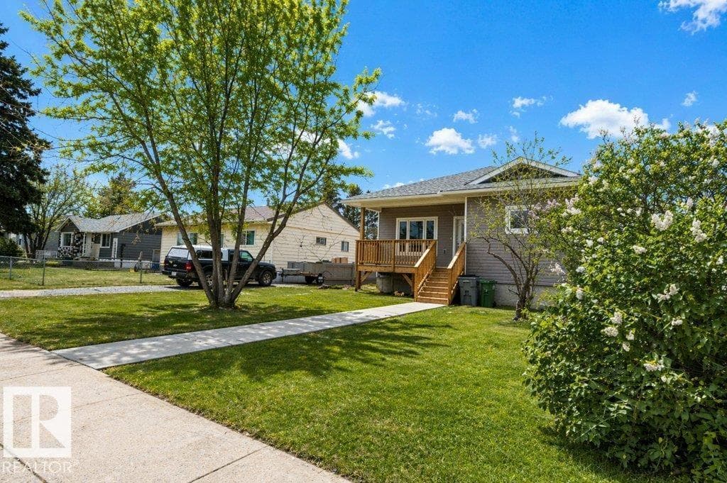 9832 109 ST photo 2