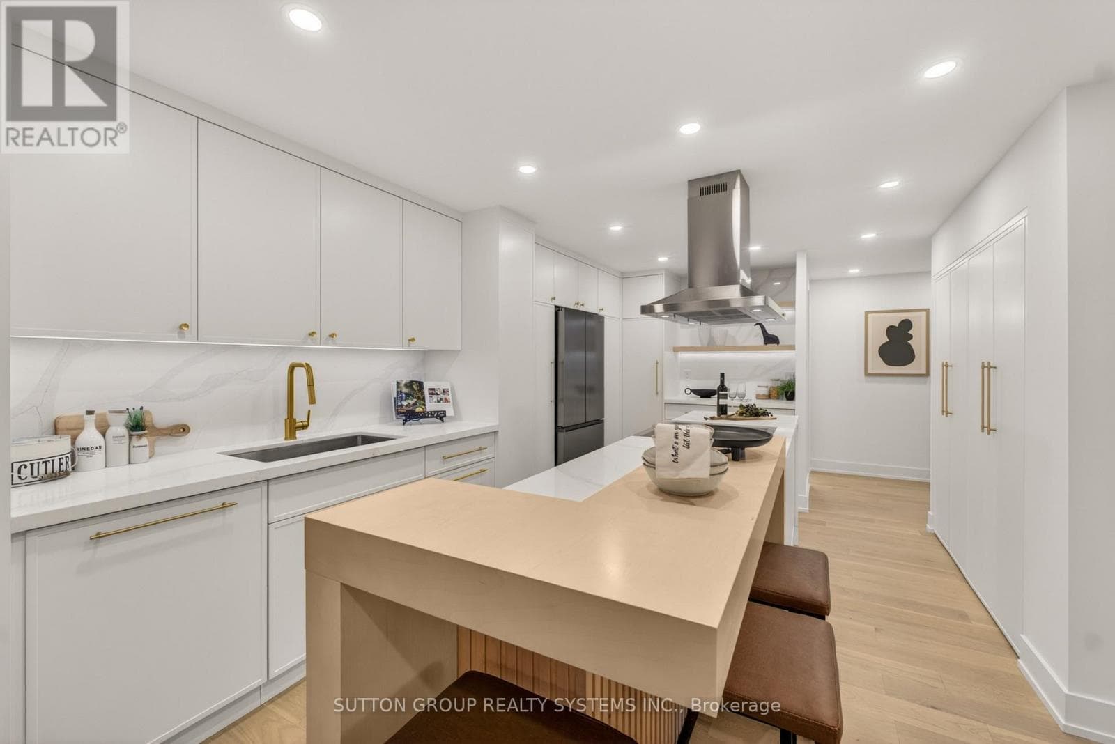 1409 - 820 BURNHAMTHORPE ROAD photo 4