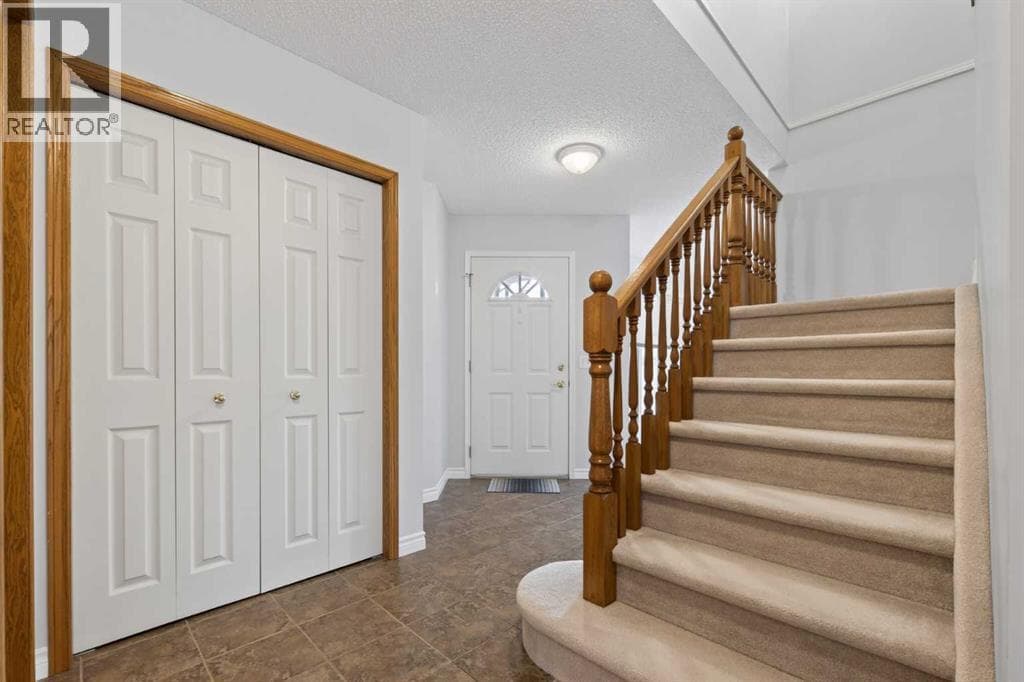 88 Scenic Gardens NW photo 5