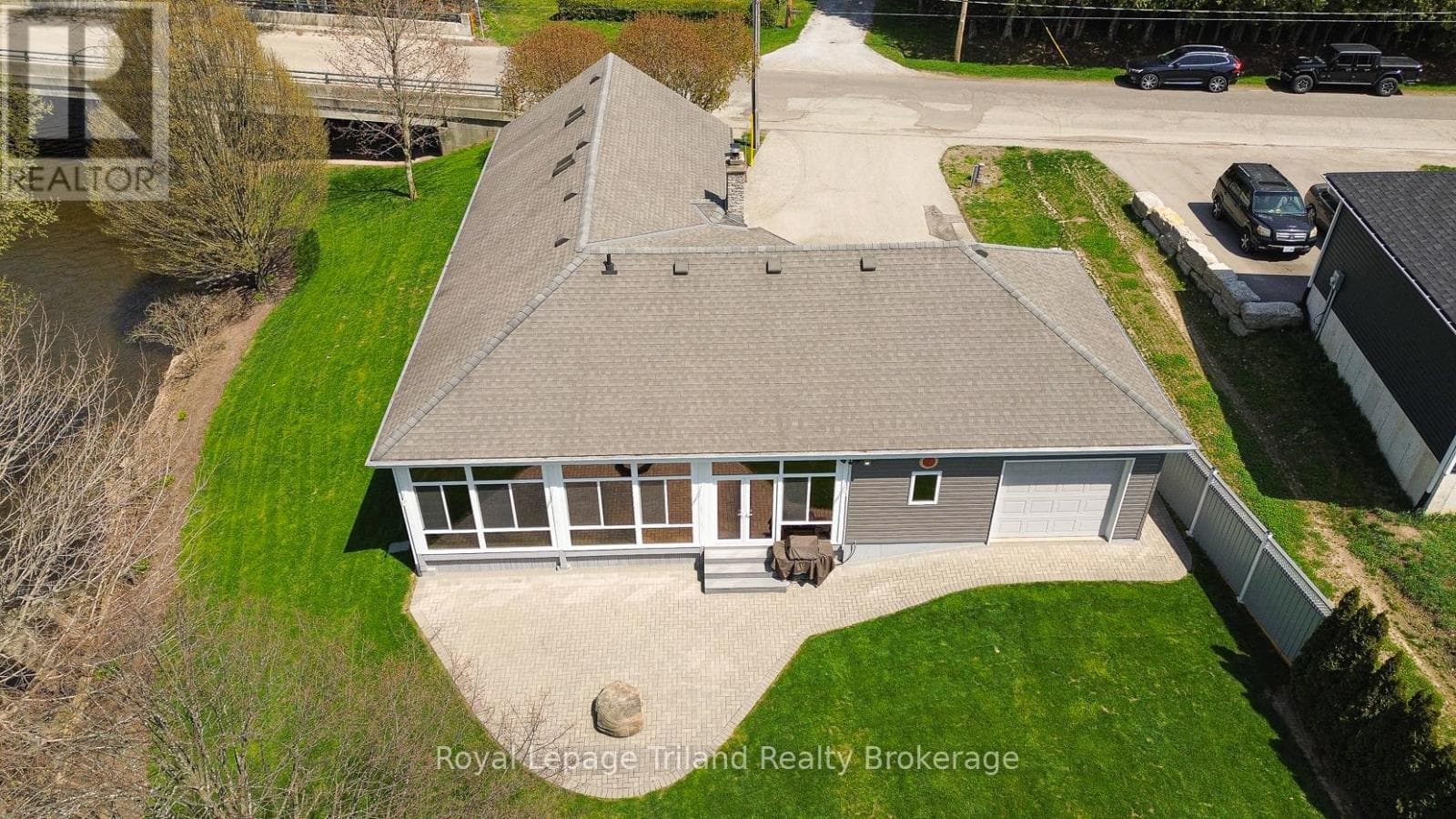 362 WILLIAM STREET photo 5