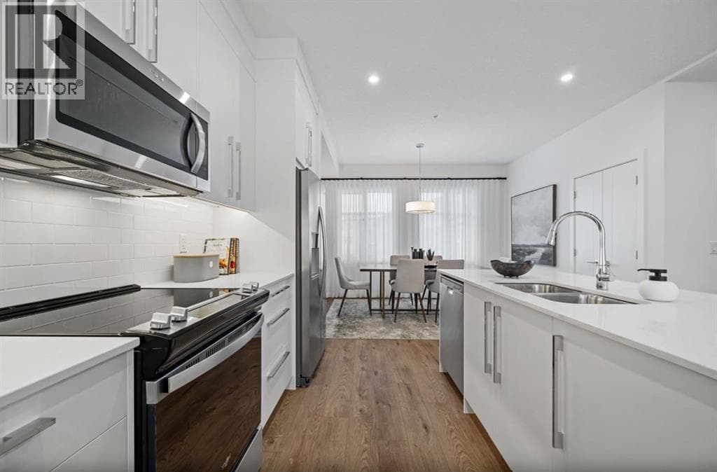 650, 141 Prince Court photo 4
