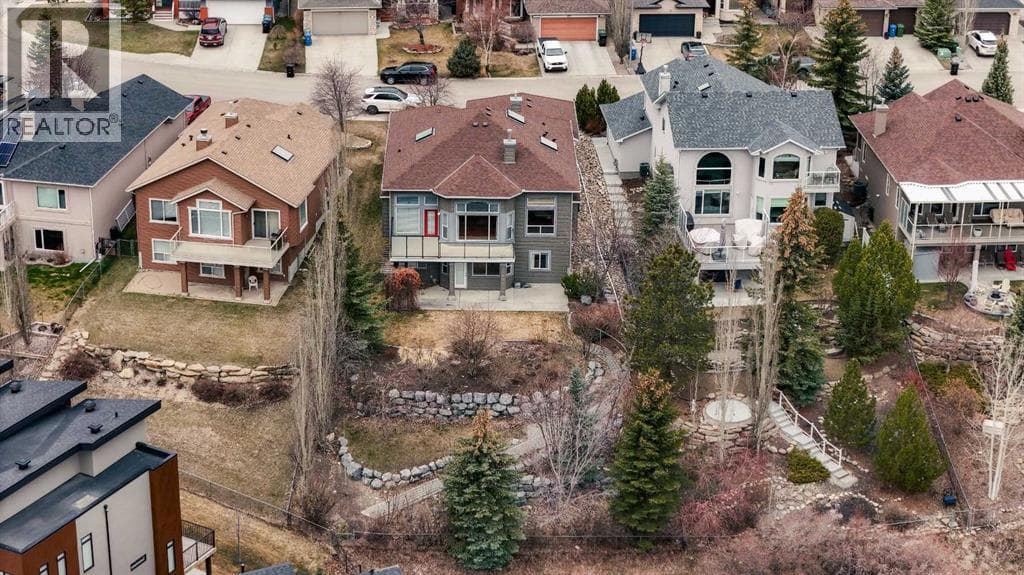 56 Royal Abbey Rise NW photo 3