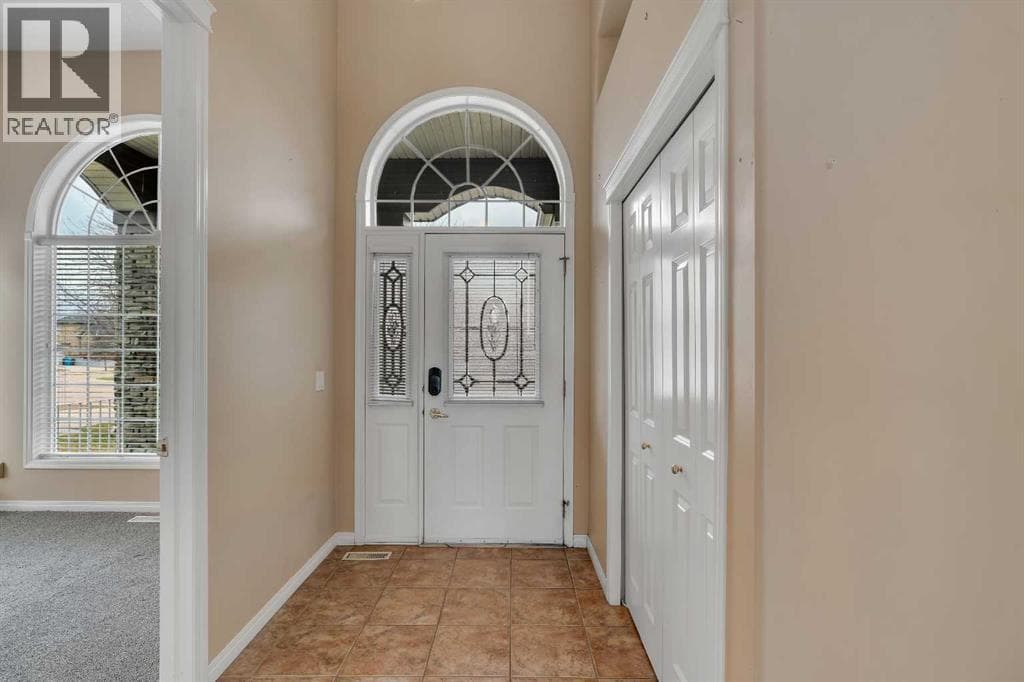 56 Royal Abbey Rise NW photo 5