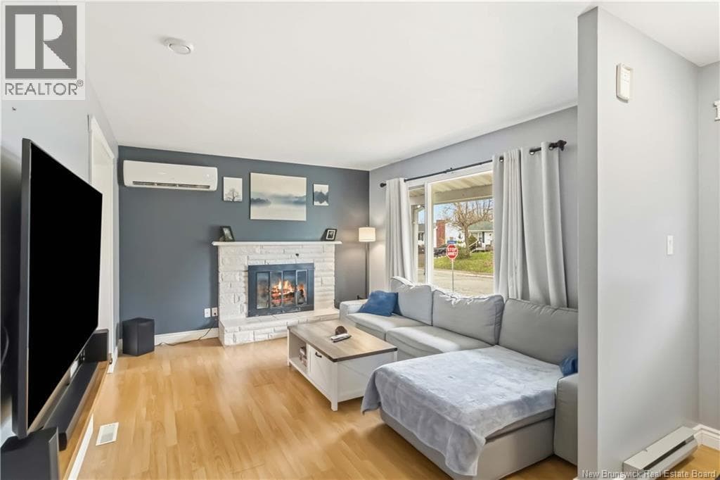 14 Finnamore Street photo 3