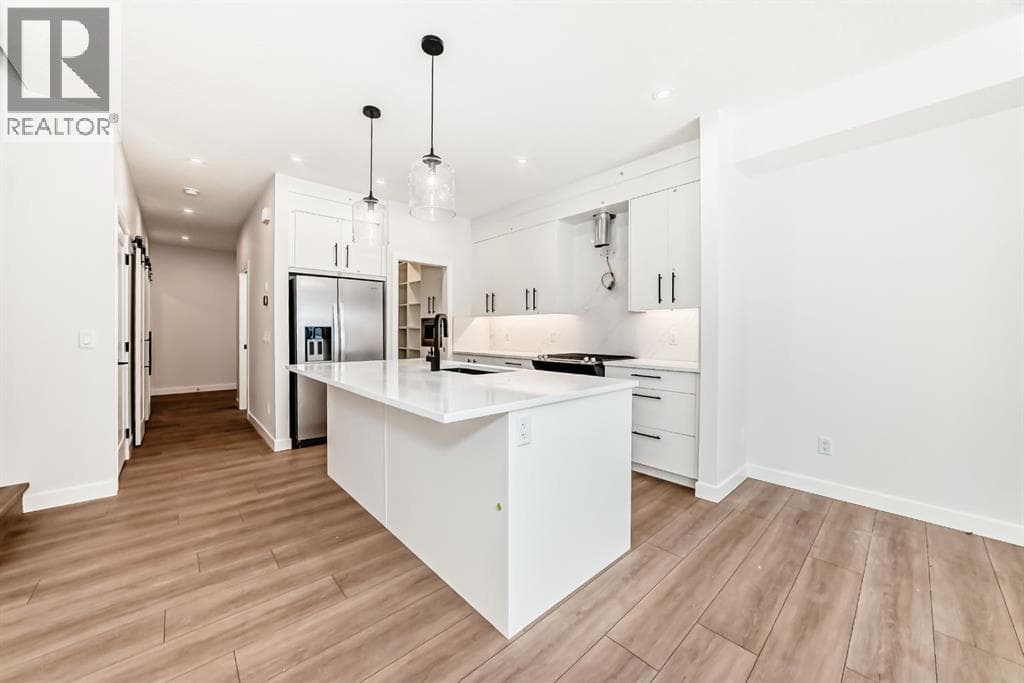 3 bed 3 bath single family at 191 Walgrove Manor SE — $724,900