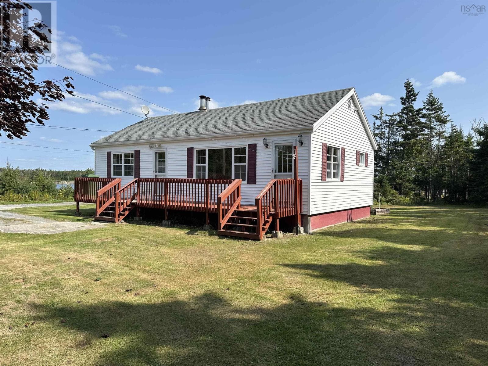 1110 Mushaboom Road photo 4