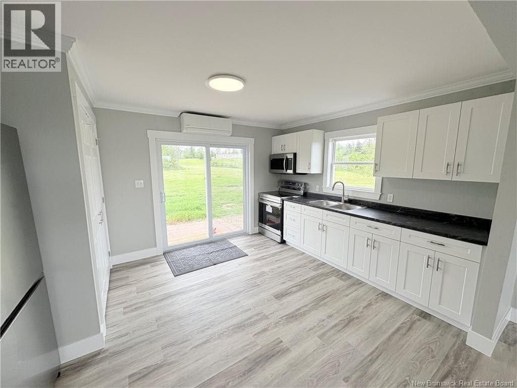 1465 Route 790 photo 3
