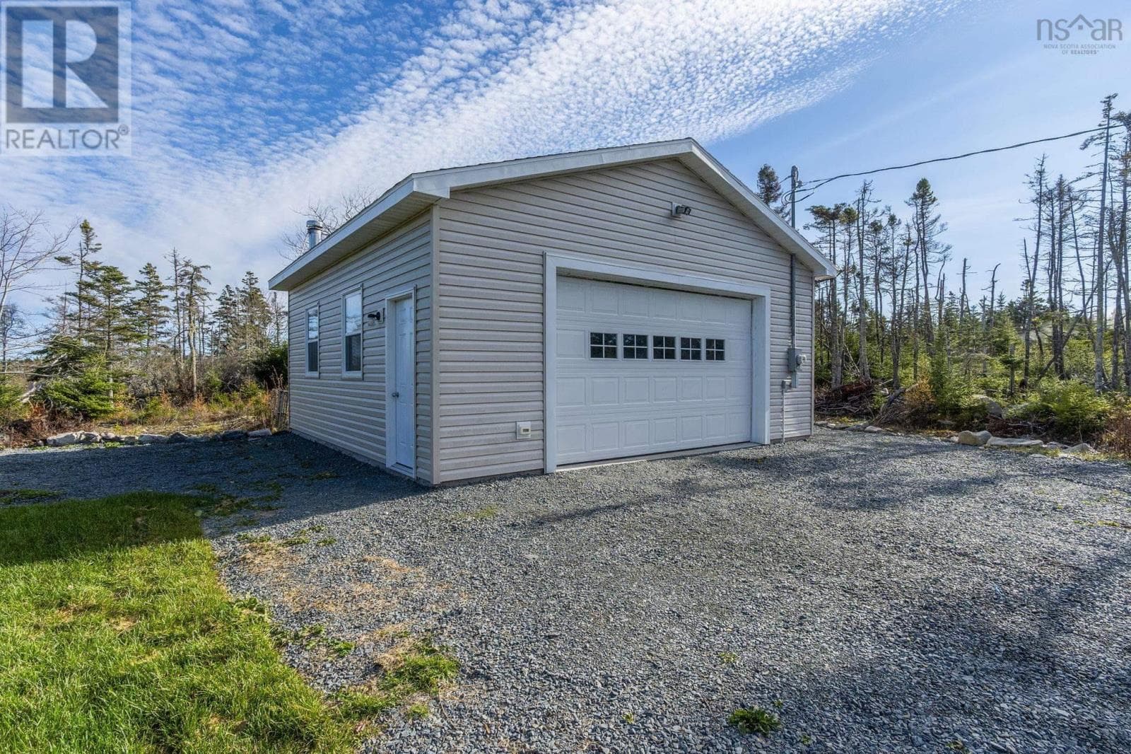 2741 Ostrea Lake Road photo 2