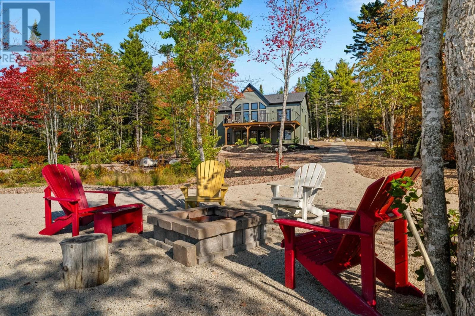 3 bed 3 bath single family at 250 Maple Leaf Lane — $899,900